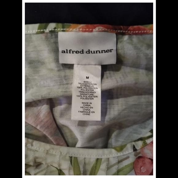 ALFRED DUNNER 3/4 Sleeve Tropical Top - Picture 3 of 4